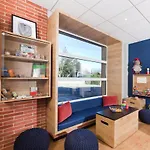Ibis Styles Toulouse Лавор