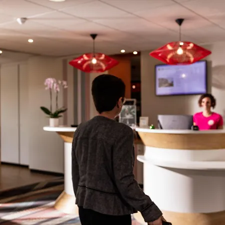 Ibis Styles Toulouse מלון לאבור