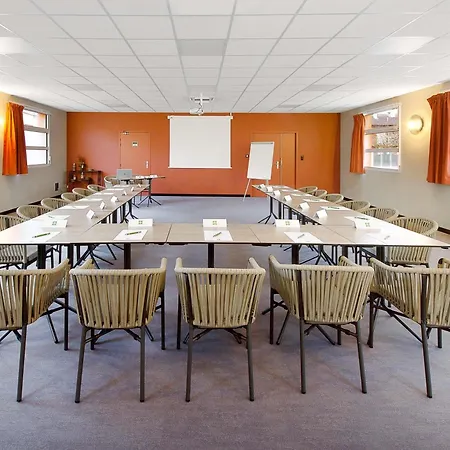 מלון Ibis Styles Toulouse 3*